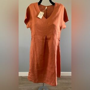 Grae Cove Linen pleated front Dress NWT, Sz M